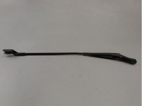 BRAS ESSUIE-GLACE AVANT DROIT PEUGEOT 5008