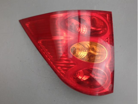 FEU ARRIERE GAUCHE  PEUGEOT 1007