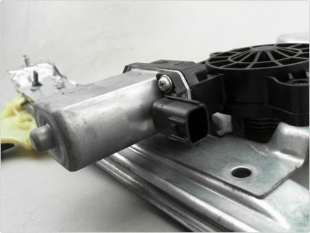MECANISME LEVE-GLACE AVANT GAUCHE RENAULT CLIO IV 12-16
