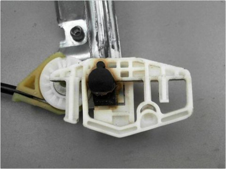 MECANISME LEVE-GLACE AVANT DROIT PEUGEOT 206+ 09-13