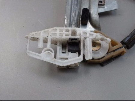MECANISME LEVE-GLACE AVANT DROIT CITROEN XSARA PICASSO 99-10