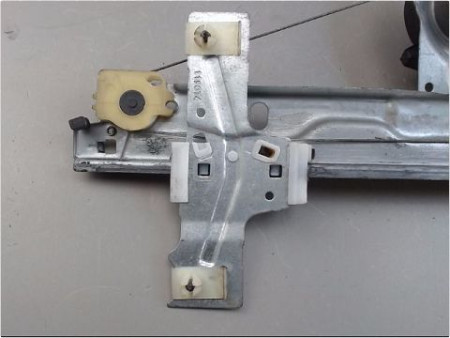 MECANISME LEVE-GLACE AVANT DROIT PEUGEOT 207 06-13