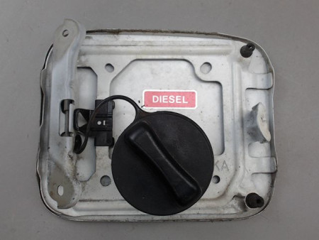 VOLET DE TRAPPE CARBURANT NISSAN JUKE