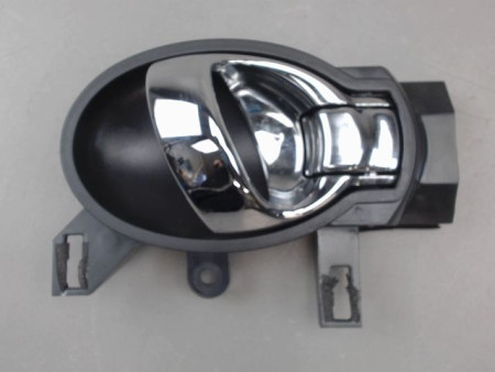 POIGNEE INTERIEURE PORTE AVANT DROIT NISSAN JUKE