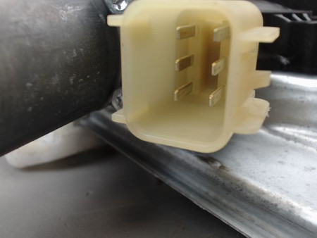MECANISME LEVE-GLACE AVANT DROIT FORD KUGA