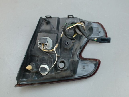 FEU ARRIERE INTERIEUR GAUCHE RENAULT MEGANE