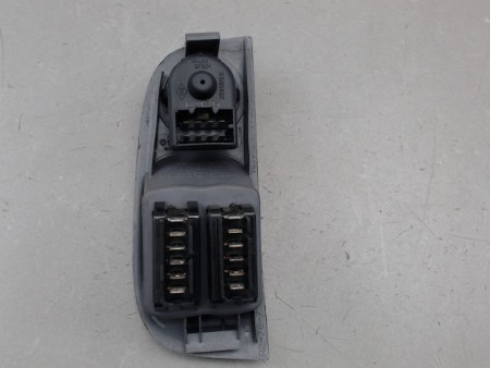 COMMANDE LEVE-GLACE PORTE AVG RENAULT MEGANE
