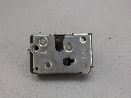 SERRURE PORTE COULISSANTE DROIT PEUGEOT BOXER
