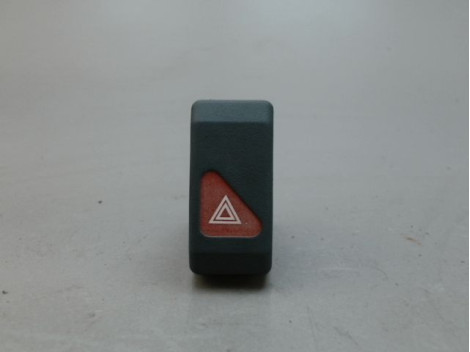BOUTON DE WARNING RENAULT CLIO