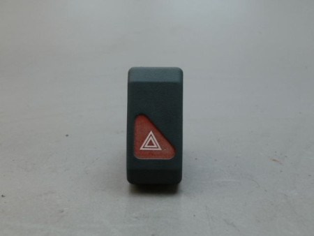 BOUTON DE WARNING RENAULT CLIO