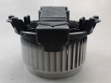 MOTEUR VENTILATEUR CHAUFFAGE SUZUKI SX4