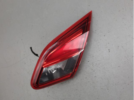FEU ARRIERE INTERIEUR DROIT OPEL CORSA