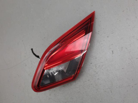 FEU ARRIERE INTERIEUR DROIT OPEL CORSA