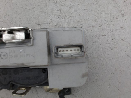 SYSTEME CONDAMNATION AVANT GAUCHE PEUGEOT 206