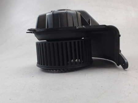 MOTEUR VENTILATEUR CHAUFFAGE RENAULT MEGANE
