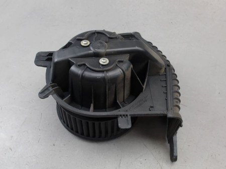 MOTEUR VENTILATEUR CHAUFFAGE RENAULT MEGANE