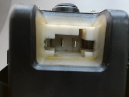 MOTEUR VENTILATEUR CHAUFFAGE OPEL CORSA