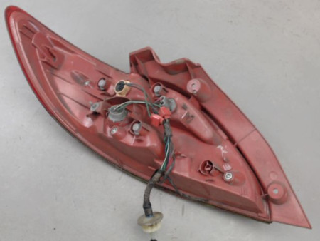 FEU ARRIERE DROIT MAZDA 2