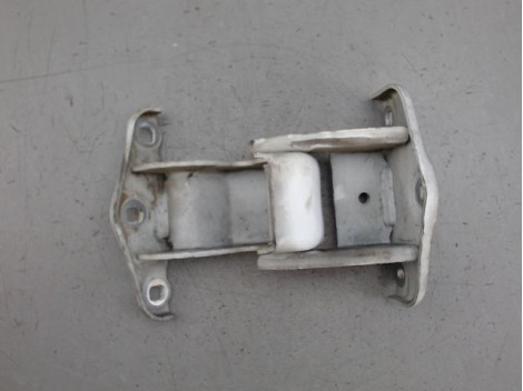 CHARNIERE INF PORTE BATTANTE ARD RENAULT TRAFIC