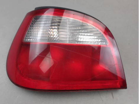 FEU ARRIERE GAUCHE  RENAULT MEGANE