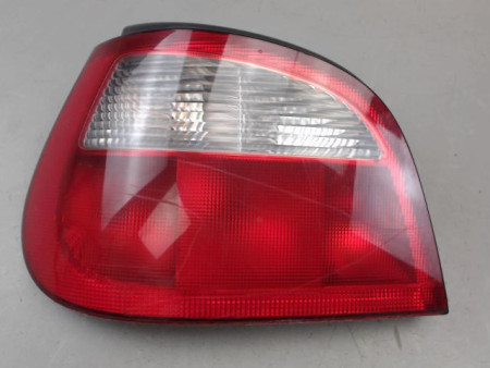 FEU ARRIERE GAUCHE  RENAULT MEGANE