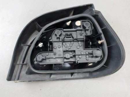FEU ARRIERE GAUCHE  RENAULT MEGANE
