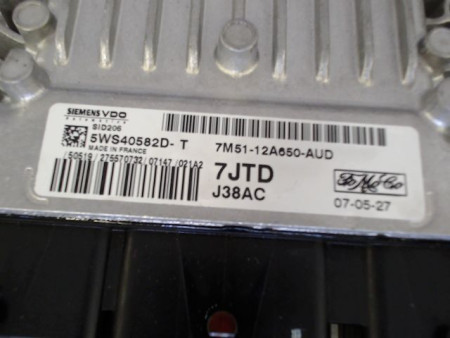 CALCULATEUR MOTEUR FORD FOCUS