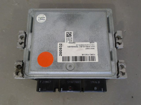 CALCULATEUR MOTEUR FORD FOCUS