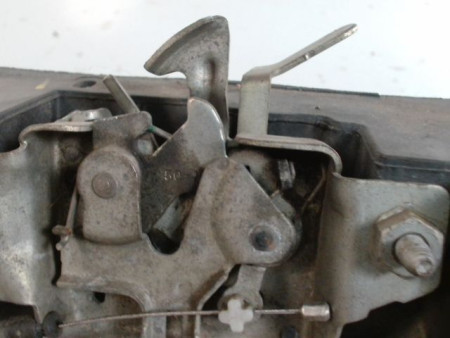 FACE AVANT RENAULT CLIO