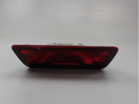 FEU BROUILLARD CENTRAL ARRIERE NISSAN JUKE