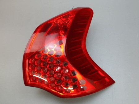 FEU ARRIERE DROIT PEUGEOT 3008