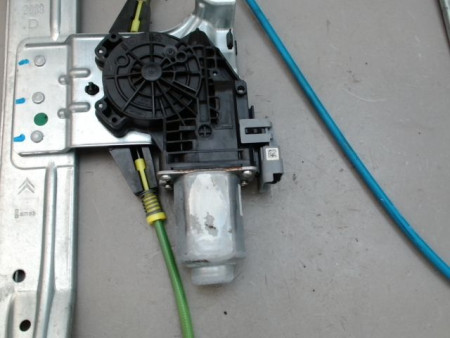 MECANISME LEVE-GLACE AVANT DROIT CITROEN C3