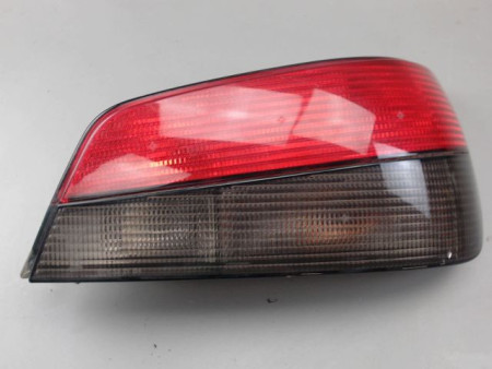 FEU ARRIERE DROIT PEUGEOT 306