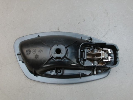 POIGNEE INTERIEURE PORTE AVANT GAUCHE RENAULT CLIO