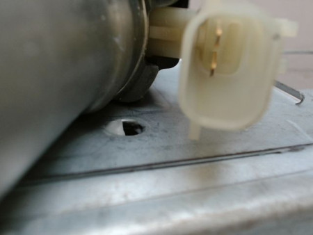 MECANISME LEVE-GLACE AVANT DROIT DACIA SPRING