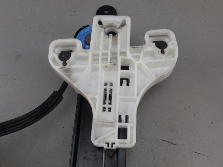 MECANISME LEVE-GLACE ARRIERE GAUCHE SEAT ALTEA