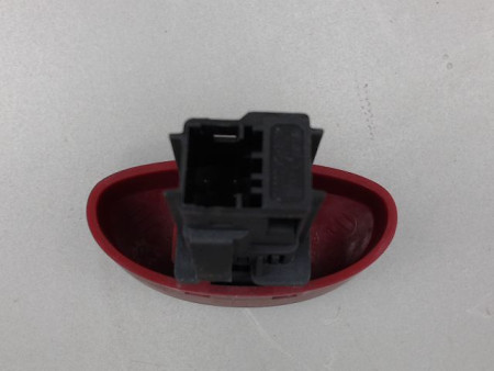 BOUTON DE WARNING PEUGEOT 206