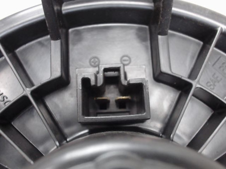 MOTEUR VENTILATEUR CHAUFFAGE TOYOTA YARIS
