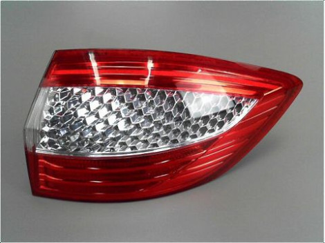 FEU ARRIERE DROIT FORD MONDEO III SW 07-10
