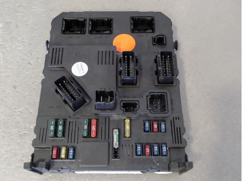 BOITIER GESTION HABITACLE PEUGEOT 206