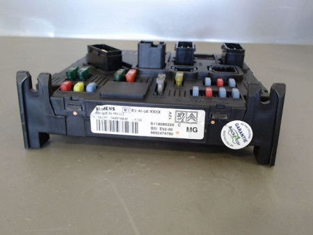BOITIER GESTION HABITACLE PEUGEOT 206