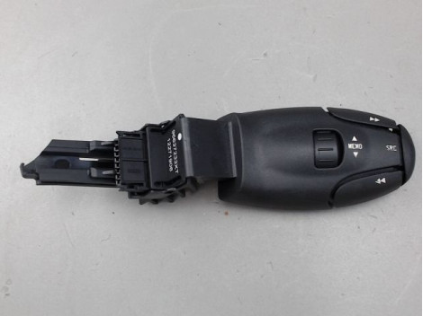 COMMANDE AUTORADIO PEUGEOT 208