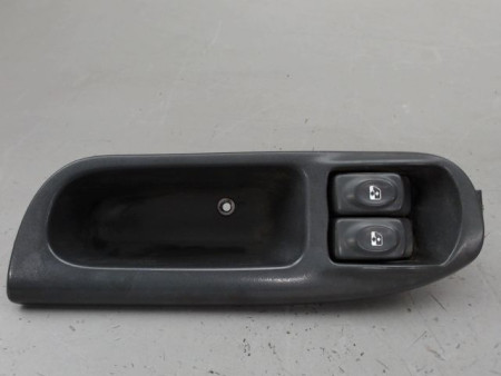 COMMANDE LEVE-GLACE PORTE AVG RENAULT MEGANE