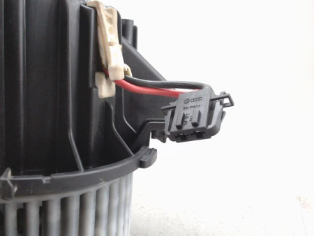MOTEUR VENTILATEUR CHAUFFAGE AUDI A4