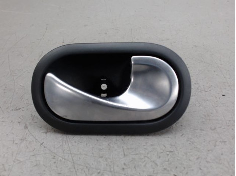 POIGNEE INTERIEURE PORTE AVANT DROIT RENAULT MEGANE