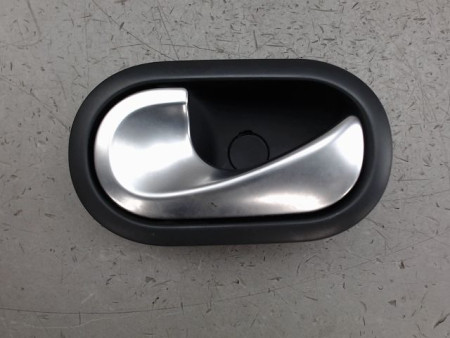 POIGNEE INTERIEURE PORTE AVANT GAUCHE RENAULT MEGANE