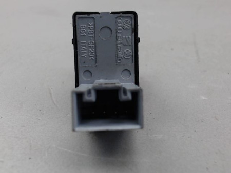 COMMANDE LEVE-GLACE PORTE AVD VOLKSWAGEN POLO