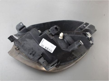 PHARE DROIT CITROEN XSARA