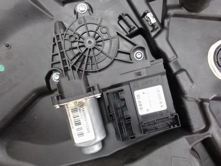 MECANISME LEVE-GLACE AVANT DROIT VOLKSWAGEN GOLF