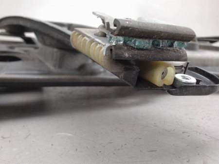 MECANISME LEVE-GLACE AVANT DROIT VOLKSWAGEN GOLF